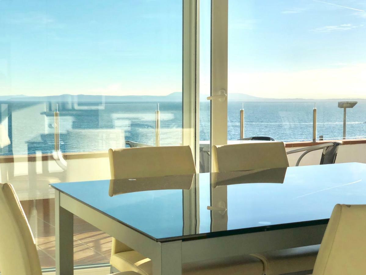 Chalet Doble Almadraba Villa Roses Kültér fotó