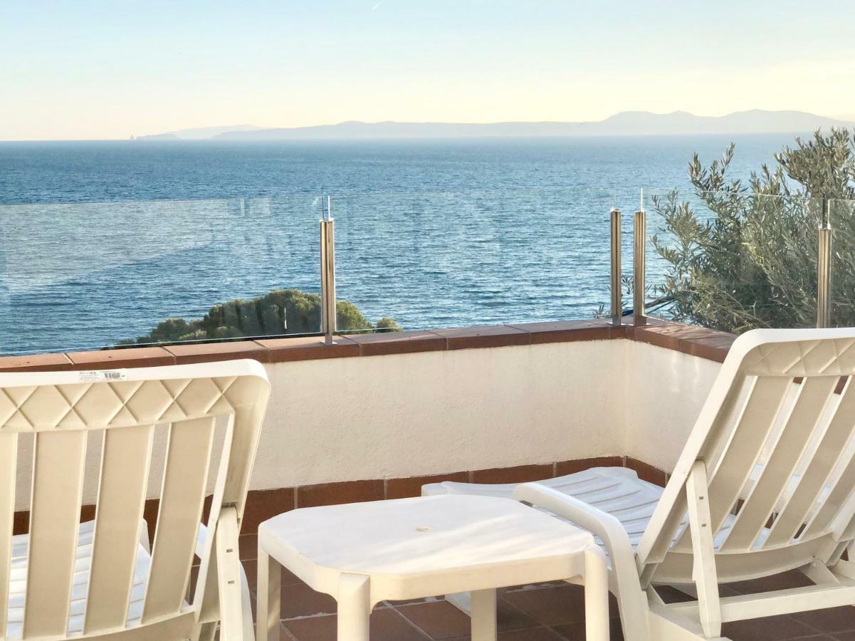 Chalet Doble Almadraba Villa Roses Kültér fotó