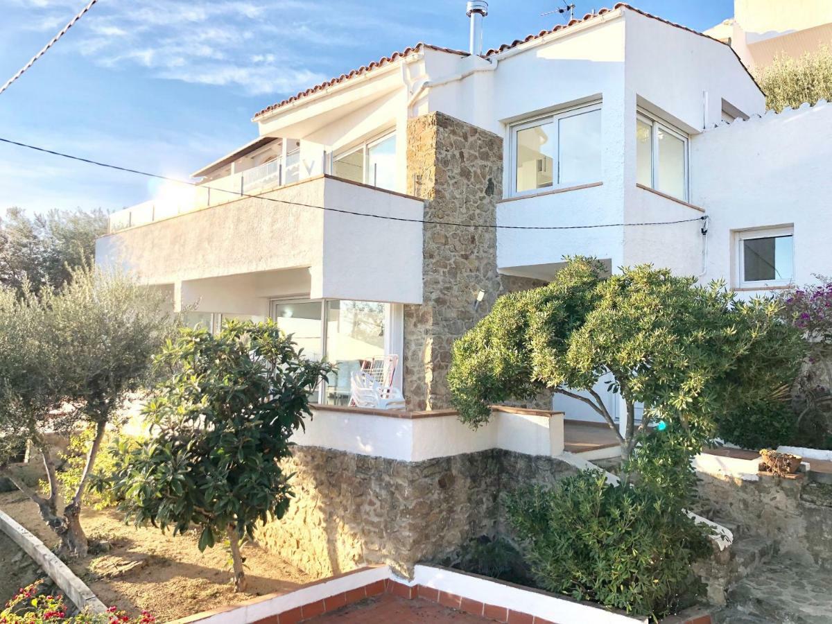 Chalet Doble Almadraba Villa Roses Kültér fotó