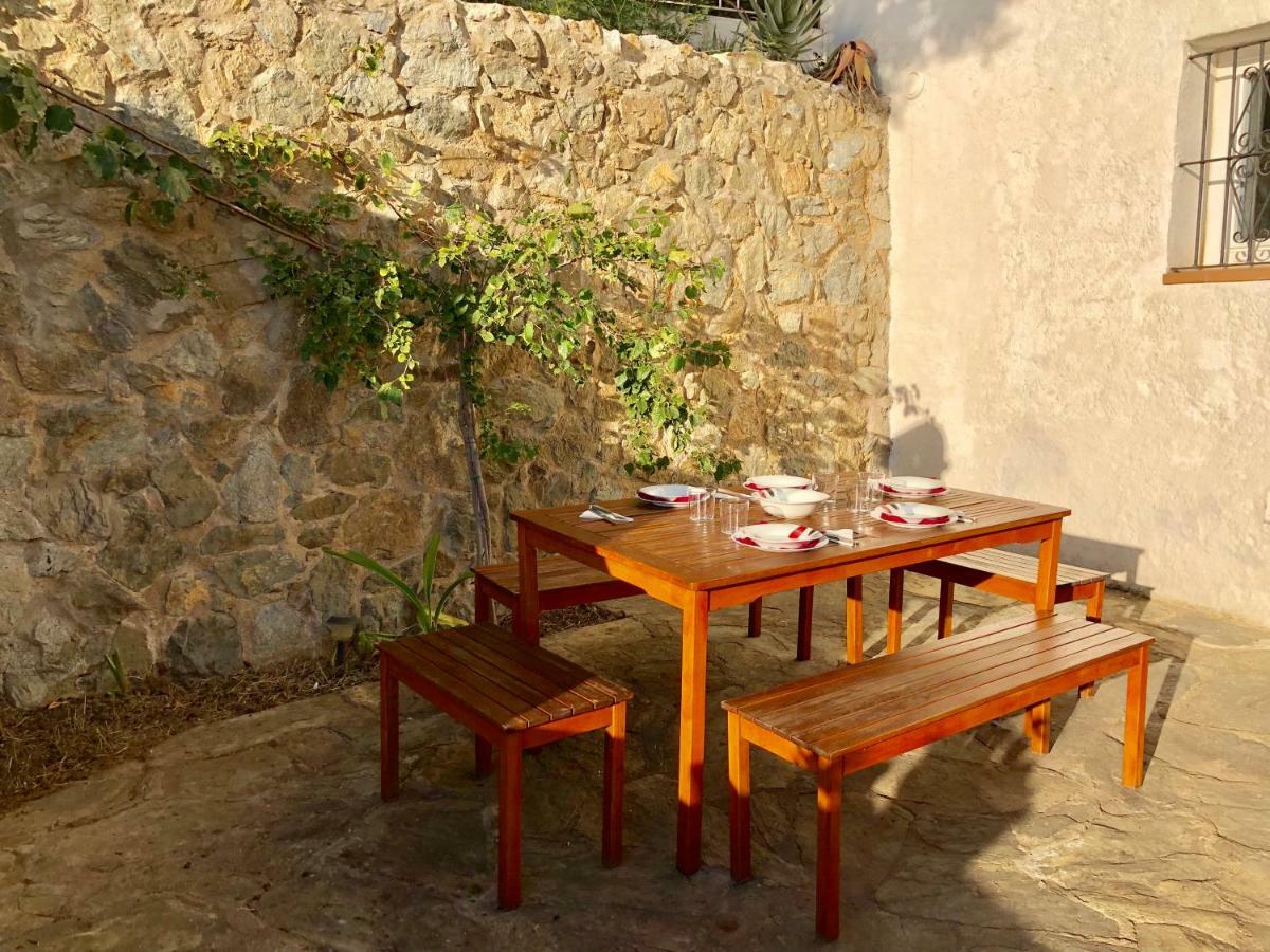 Chalet Doble Almadraba Villa Roses Kültér fotó
