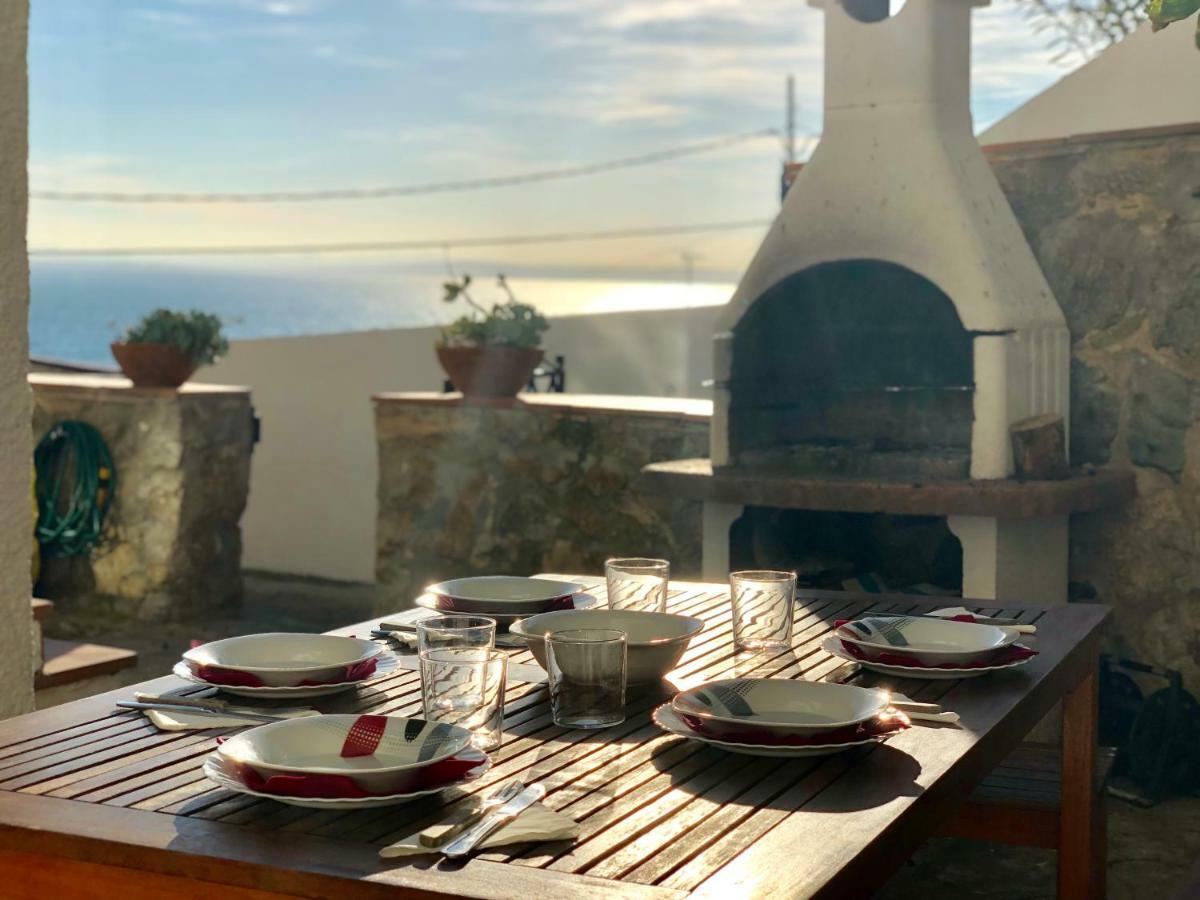 Chalet Doble Almadraba Villa Roses Kültér fotó